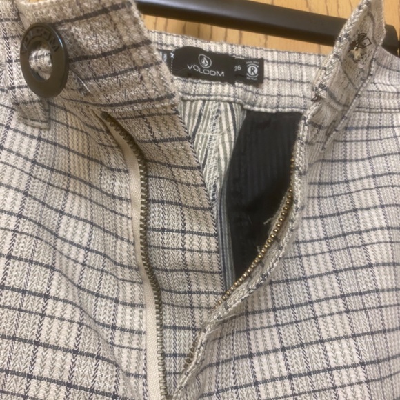 NWT Volcom Women’s Plaid Straight Leg Pants - Picture 8 of 9